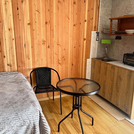 Guest House Mari Уреки Екстериор снимка