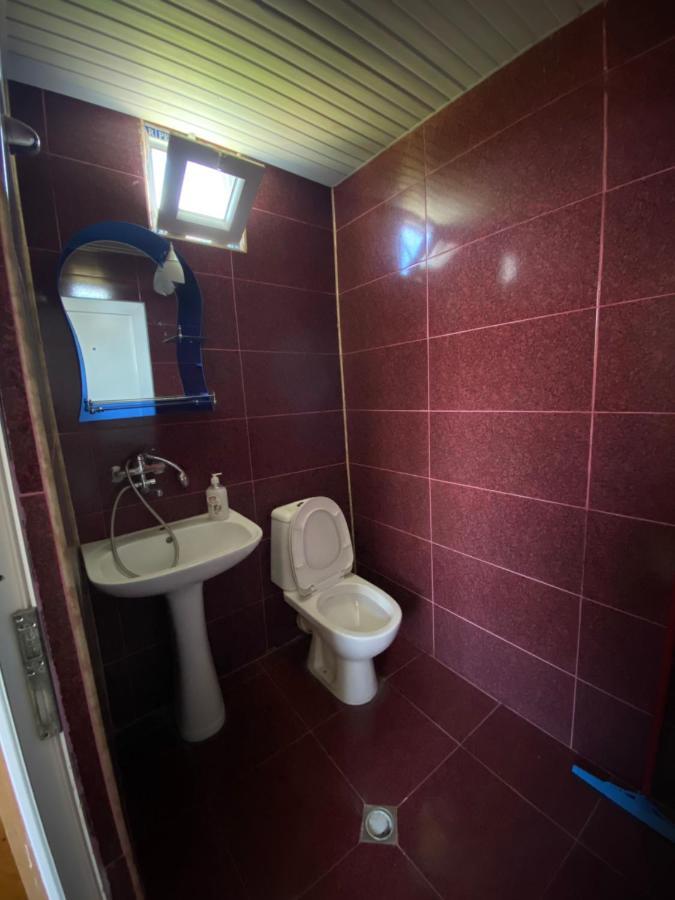 Guest House Mari Уреки Екстериор снимка