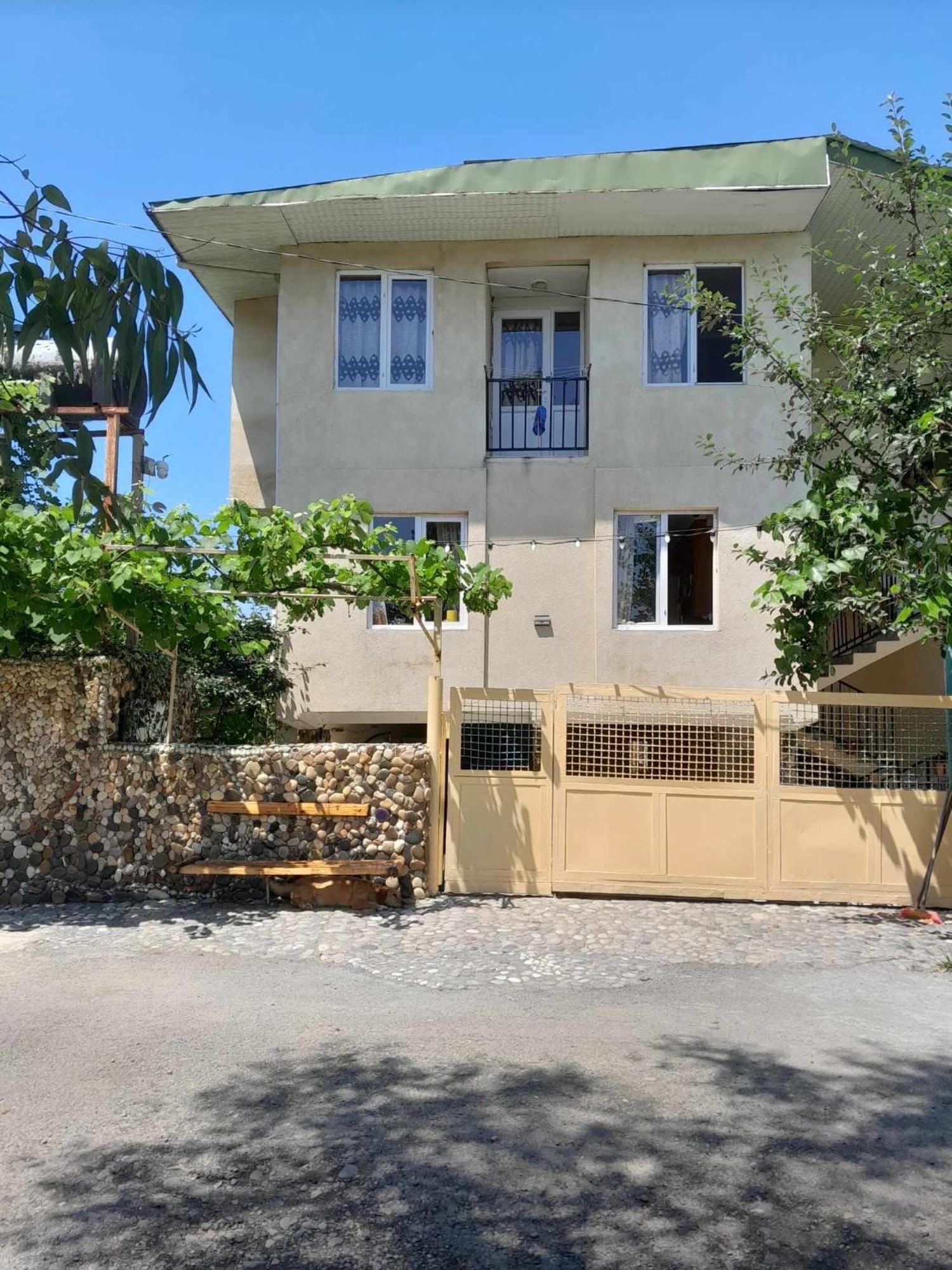 Guest House Mari Уреки Екстериор снимка
